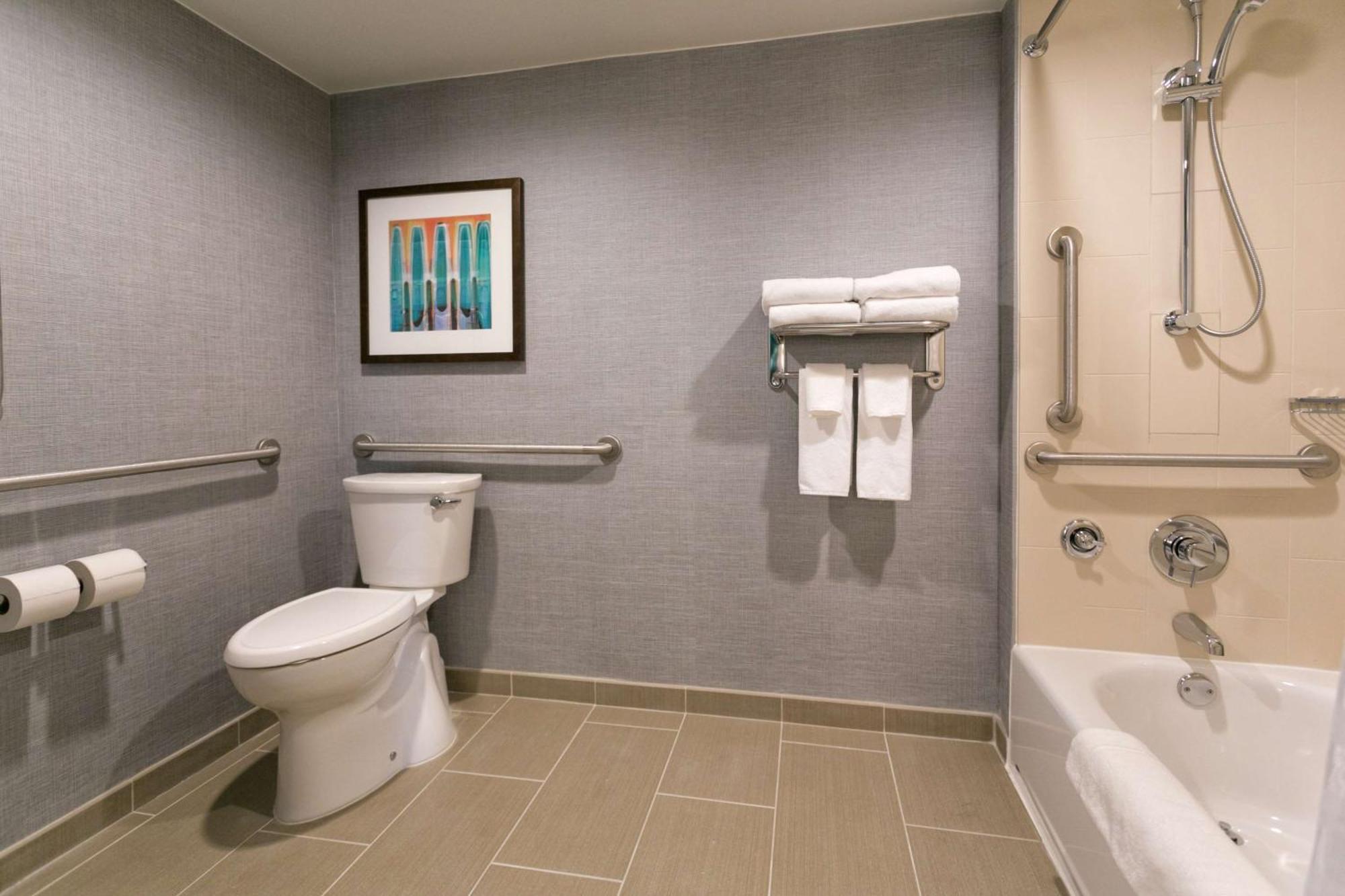 Hyatt Place Nashville Cool Springs 3*