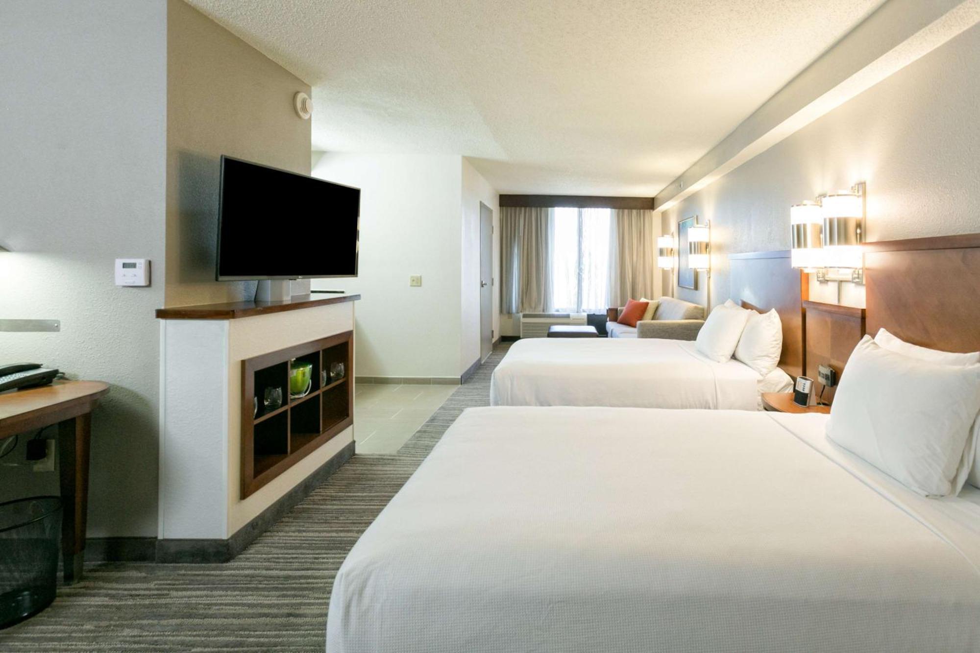 Hyatt Place Nashville Cool Springs Hotel